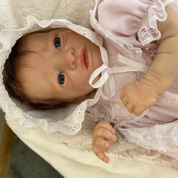 Beautiful Handcrafted Realborn Baby just waiting to be adopted. - Picture 7 of 8